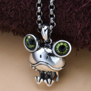 Cute Frog Necklace with Green Eyes | 925 Sterling Silver Gift