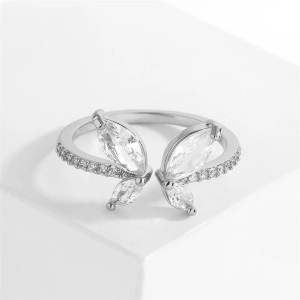 Elegant Butterfly Ring with Cubic Zirconia – Adjustable