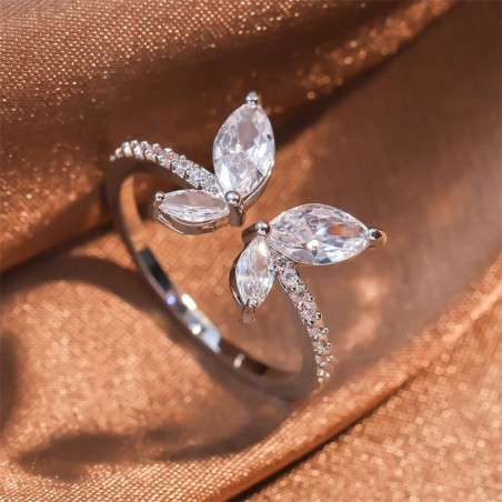 Elegant Butterfly Ring with Cubic Zirconia – Adjustable