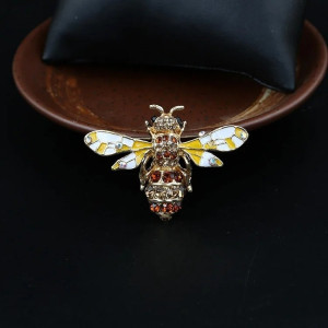 Elegant Gold Rhinestone Bee Brooch Pin for Women | 1001Bees