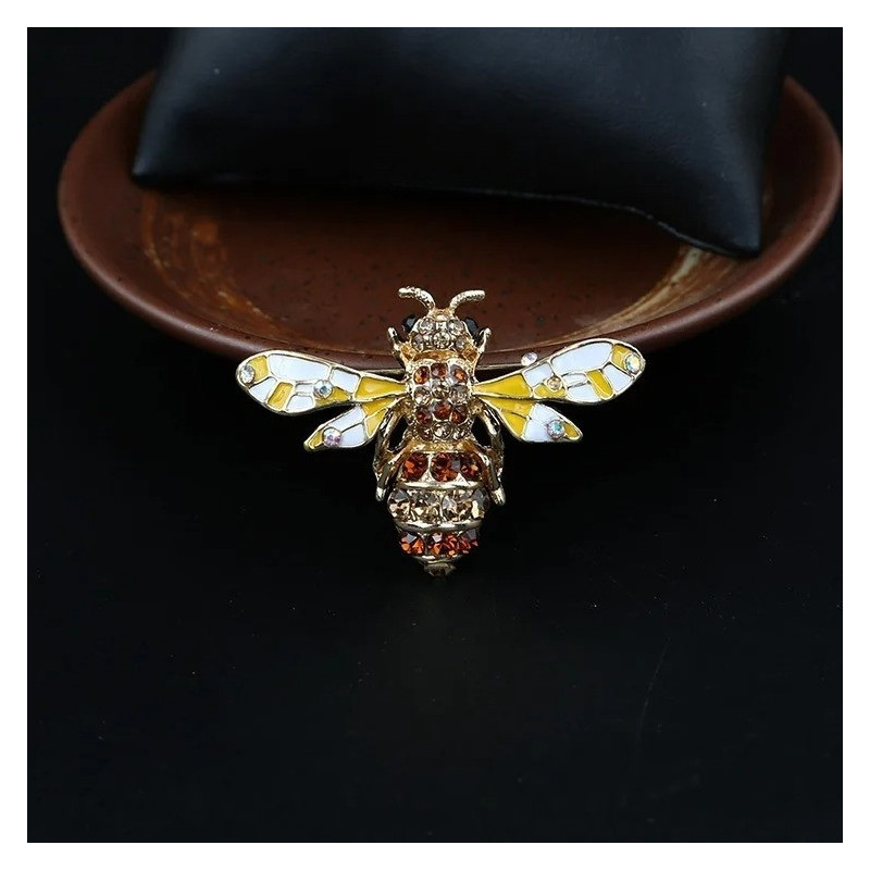 Elegant Gold Rhinestone Bee Brooch Pin for Women | 1001Bees