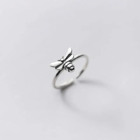 Cute Little Bee Ring in Copper | Elegant Jewelry Gift for Women