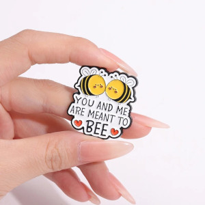 Pin's Abeille "Love Buzz" - Cadeau Original pour Fans d'Abeilles