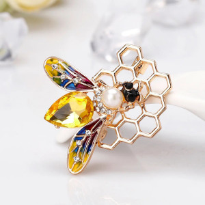 Hive Treasure Bee Brooch | Golden Jewel with Pearl