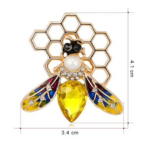 Hive Treasure Bee Brooch | Golden Jewel with Pearl