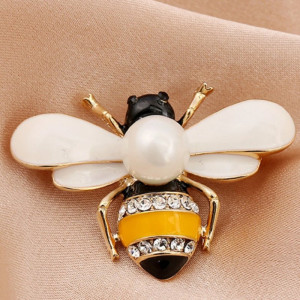Royal Pearl Bee Brooch | Unique Bee Jewelry Gift for Women