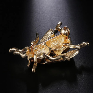 Broche Abeille Ambre Royal | Bijou Pin's Chic pour Femme