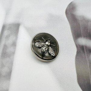 Cute Bee Metal Buttons - Set of 10 | Vintage Sewing Buttons