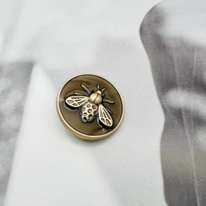 Cute Bee Metal Buttons - Set of 10 | Vintage Sewing Buttons