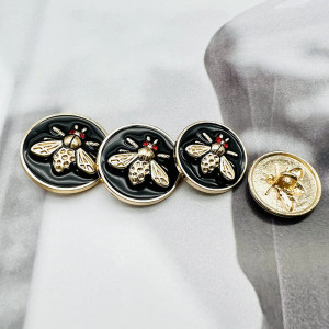 Cute Bee Metal Buttons - Set of 10 | Vintage Sewing Buttons