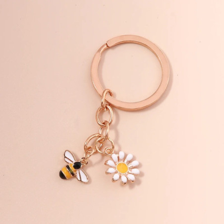 Cute Bee & Daisy Keychain | Unique Gift for Bee Lovers