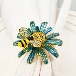 Cute Bee Napkin Rings | Gold Floral Decor | Set of 6