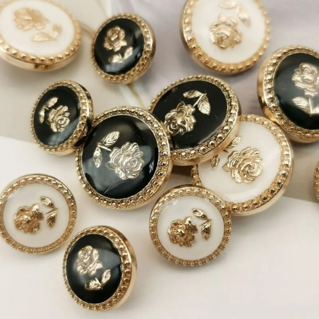 Vintage Floral Elegance Buttons | Chic & Retro Sewing Supply