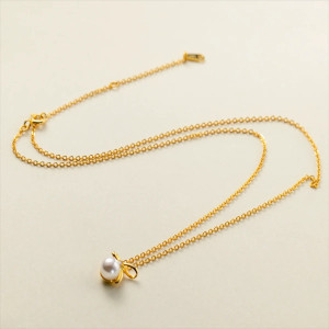 Elegant Pearl Bee Necklace in 925 Sterling Silver | Cute Gift