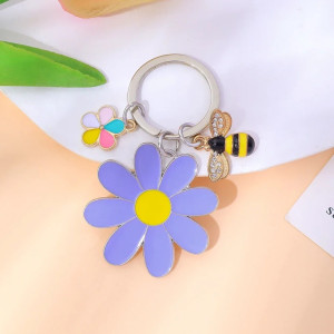 Cute "Enchanted Daisy" Bee Keychain | Unique Gift for Her