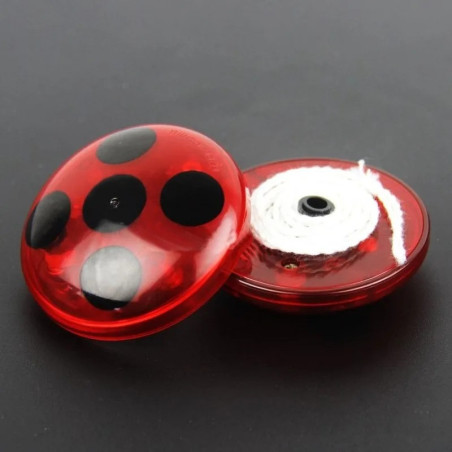 Light-Up Ladybug Yo-Yo – Fun Spinning Toy & Cute Gift Idea