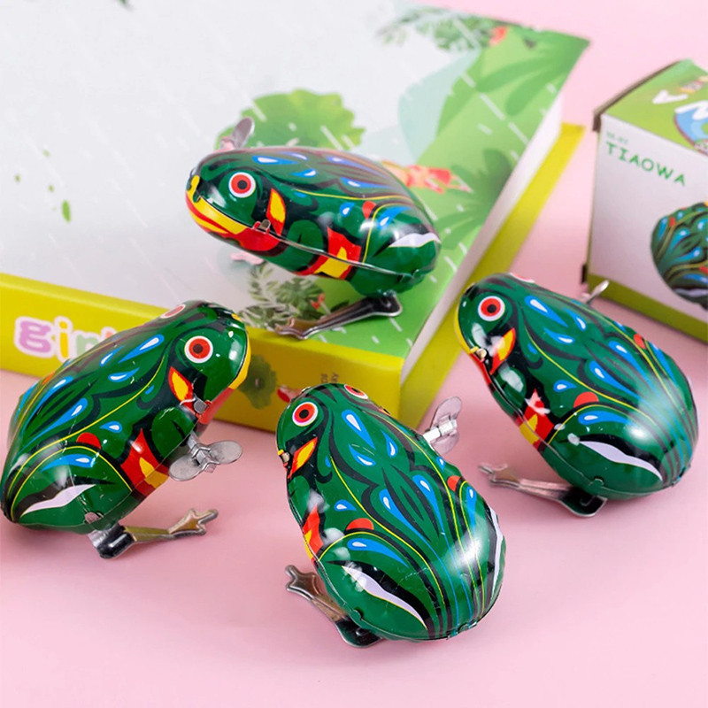 Cute Wind-Up Jumping Frog | Funny Vintage Toy Gift