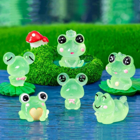 Cute Glow in the Dark Frog Figurines - Set of 6
