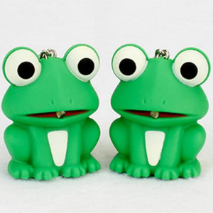 Funny Light-Up Croaking Frog Keychain | Cute Gift Idea
