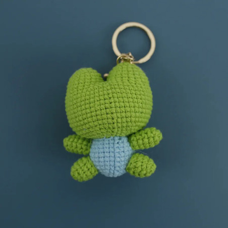Elegant Crochet Frog Keychain – Handmade Cute Gift