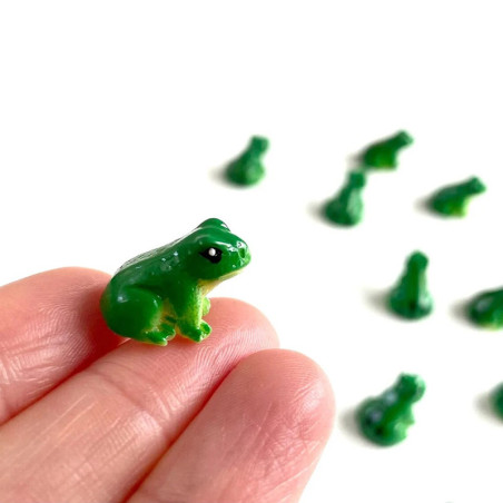 Cute Mini Resin Frogs for Terrarium & DIY Crafts | Set of 5/10