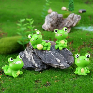 Kawaii Mini Resin Frogs – Set of 4 Cute Decor Figurines