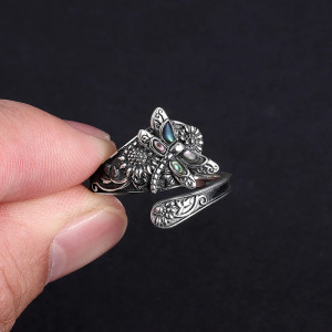Mystic Wings Dragonfly Ring - Pearlescent Silver | 1001bees
