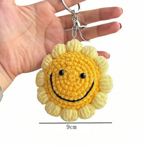 Handmade Smiling Sun Crochet Keychain – Cute Nature Gift