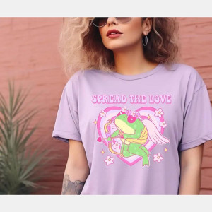 Cute Cupid Frog T-Shirt | Funny Kawaii 'Spread the Love' Tee