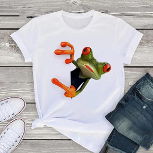 Cute Peeking Frog T-Shirt | Funny 3D Effect Tee for Frog Lovers