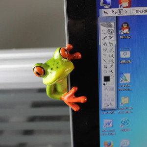 Playful 3D Resin Frog Figurine | Cute Tropical Home Decor