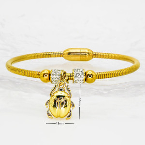 Divine Radiance Gold Scarab Bracelet – Solar & Elegant Jewelry