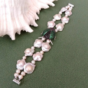 "Secret Garden" Scarab Pearl Bracelet – Nature & Mystic Luxe