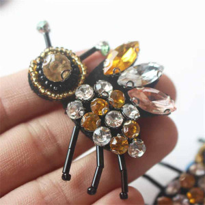 "Sparkling Sun" Bee Patch Set of 10 | Cute Rhinestone Applique