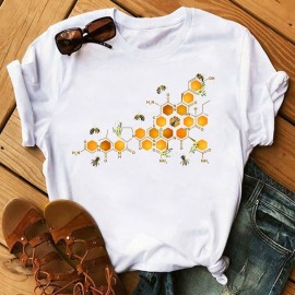 Cute Beekeeper Bee T-Shirt for Women | Unique Gift Idea