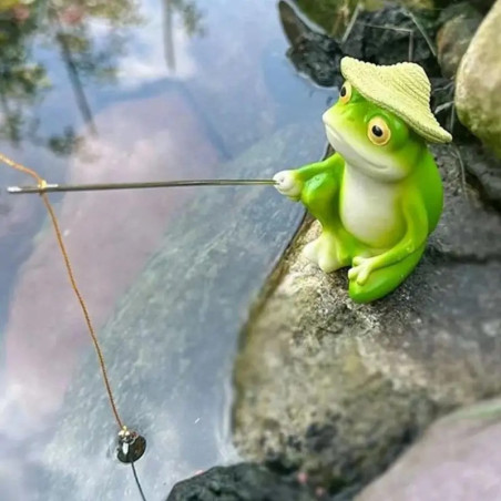 Solar Frog on Scooter Statue – Light-Up Garden Decor!