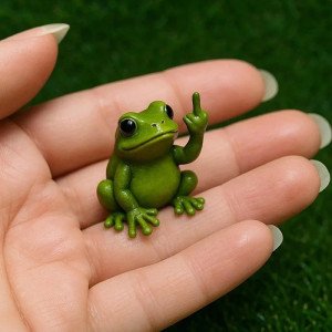 Funny Middle Finger Frog Statue | Cute & Cheeky Desk Decor