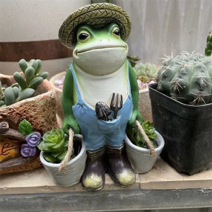 Zen Gardener Frog Statue | Cute Garden & Indoor Decor Gift