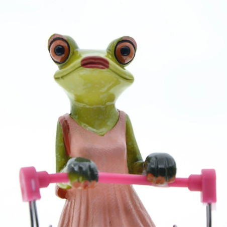 Funny Shopper Frog Statuette | Cute & Unique Home Decor Gift