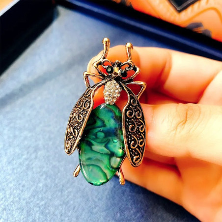 Baroque Emerald Scarab Brooch - Elegant Vintage Jewelry Pin
