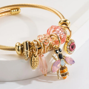 "Golden Treasure" Bee Charm Bracelet | Stainless Steel Jewelry