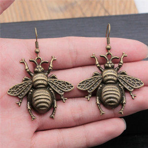 'Antique Elegance' Vintage Bee Earrings - Copper Jewelry Gift
