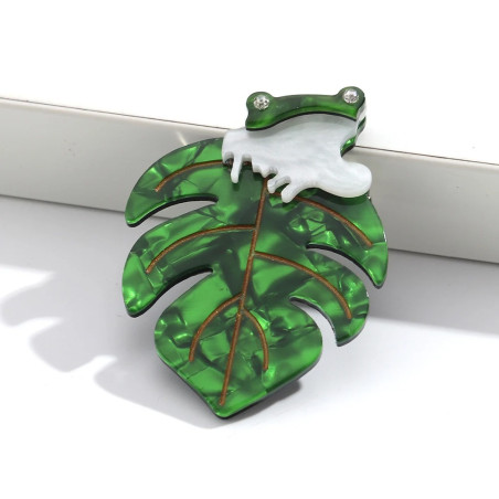 Elegant Tropical Frog Brooch | Unique Nature-Themed Jewelry