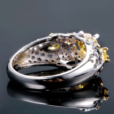 Bottom View Honey Treasure Bee Ring