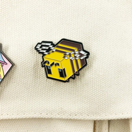 Cute Minecraft Pixel Bee Pin | Unique Geek Jewelry Gift Idea