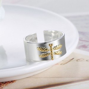 Vue de face de la Bague Libéllule en Argent Sterling 925 avec Libéllule Rétro - Ajustable !