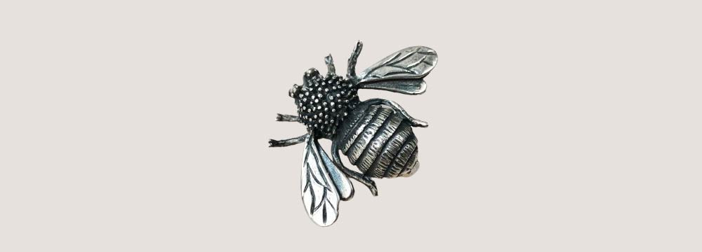Bee brooch: vintage pin in silver or enamel